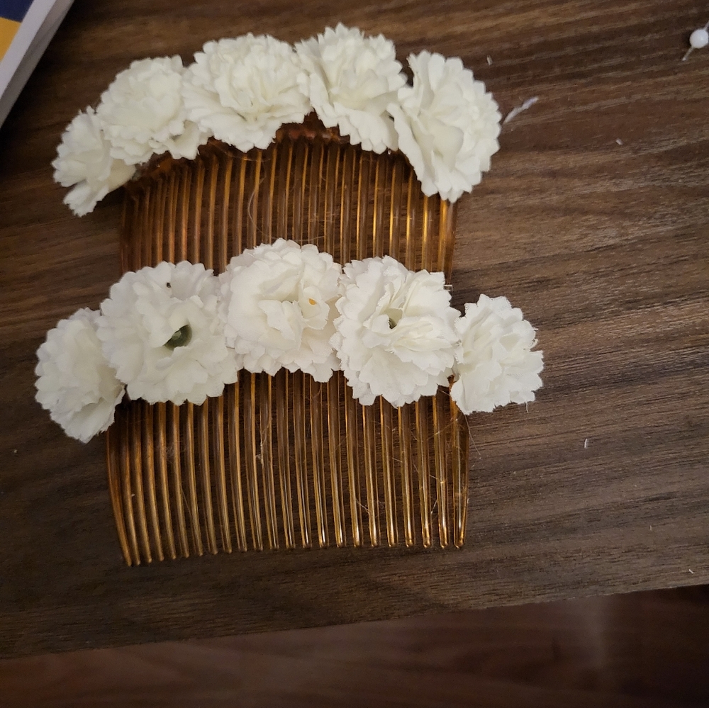 Hair accessories